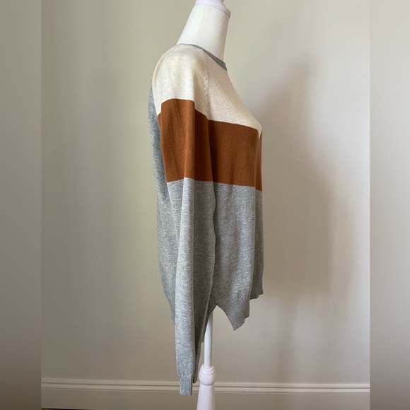 ROOLEE color block lightweight sweater - Size M - Picture 6 of 16